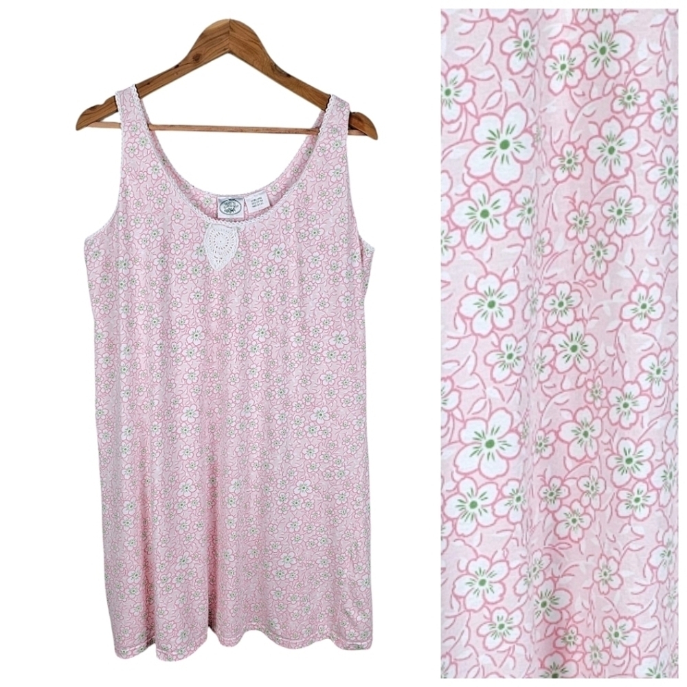 VTG Laura Ashley Nightgown XL Pink Floral Crochet Lace Coquette Cottagecore